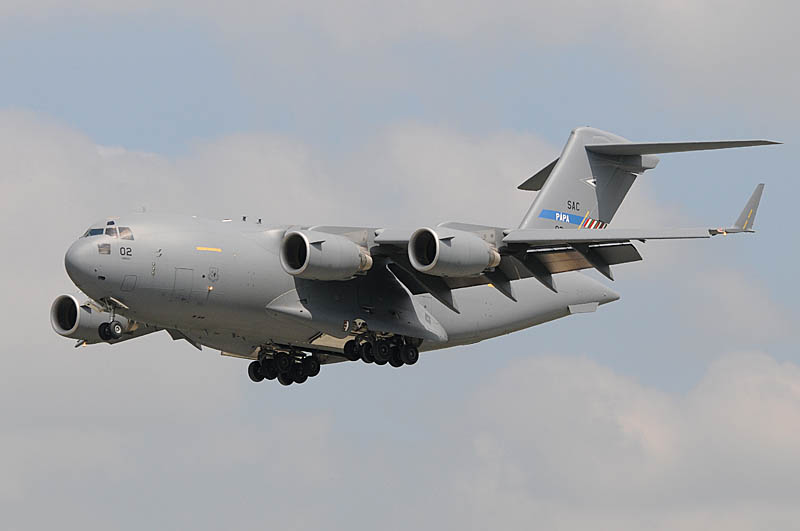 pic 25a.jpg - NATO C-17s wearing Hungarian national markings.